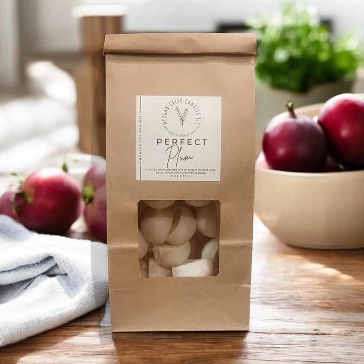 Signature Scented Soy Wax Melts for wholesale by Morgan Creek Candles LLC