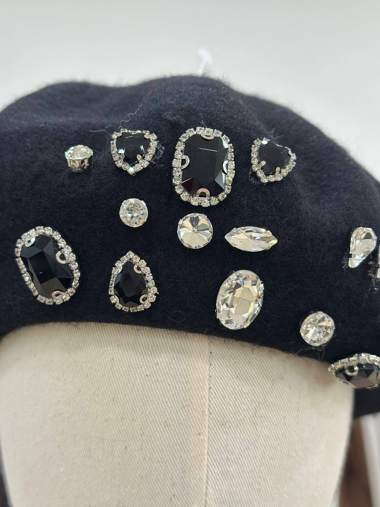 ADORA - Wholesale Beret - Women's - Cap with jewel detail5