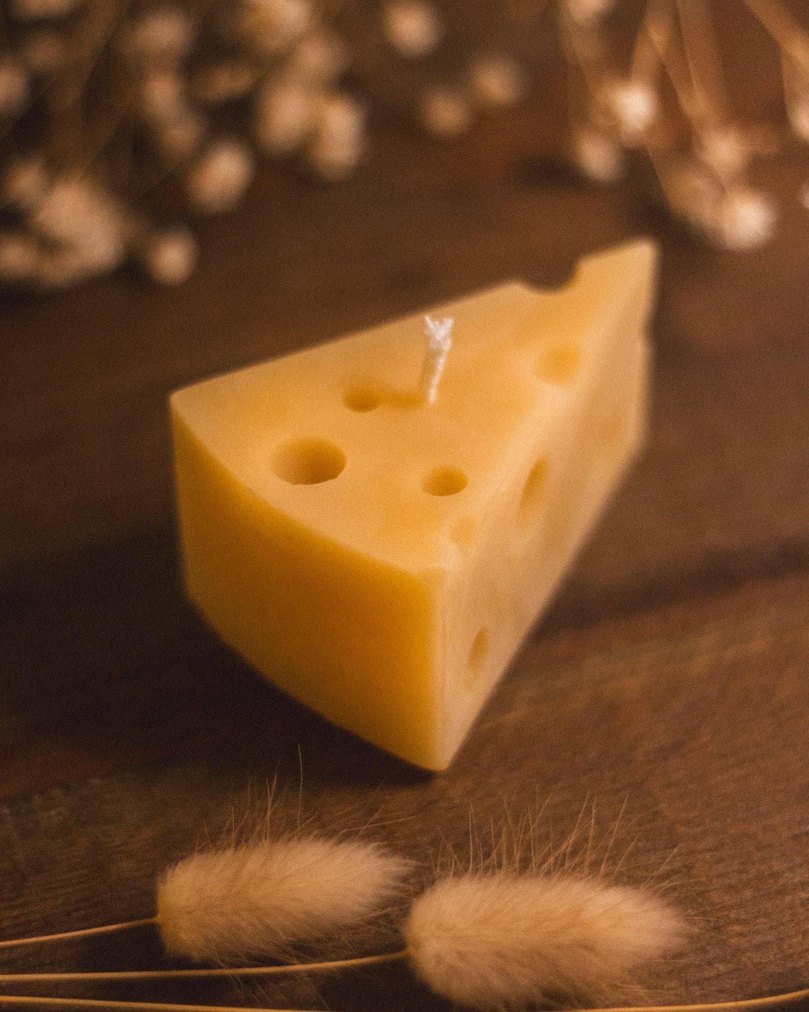 The Ramblin' Bee - Wholesale Novelty Candle - Cheese Wedge Candle1