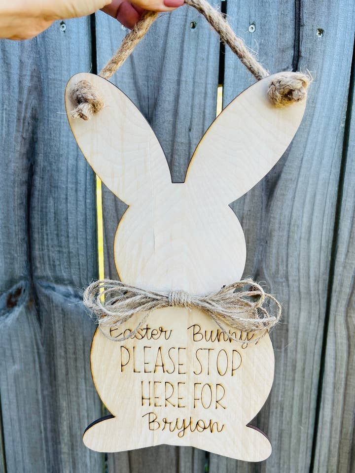 Panneau Stop Here Lapin de Pâques pour la vente par LAFVD Wholesale