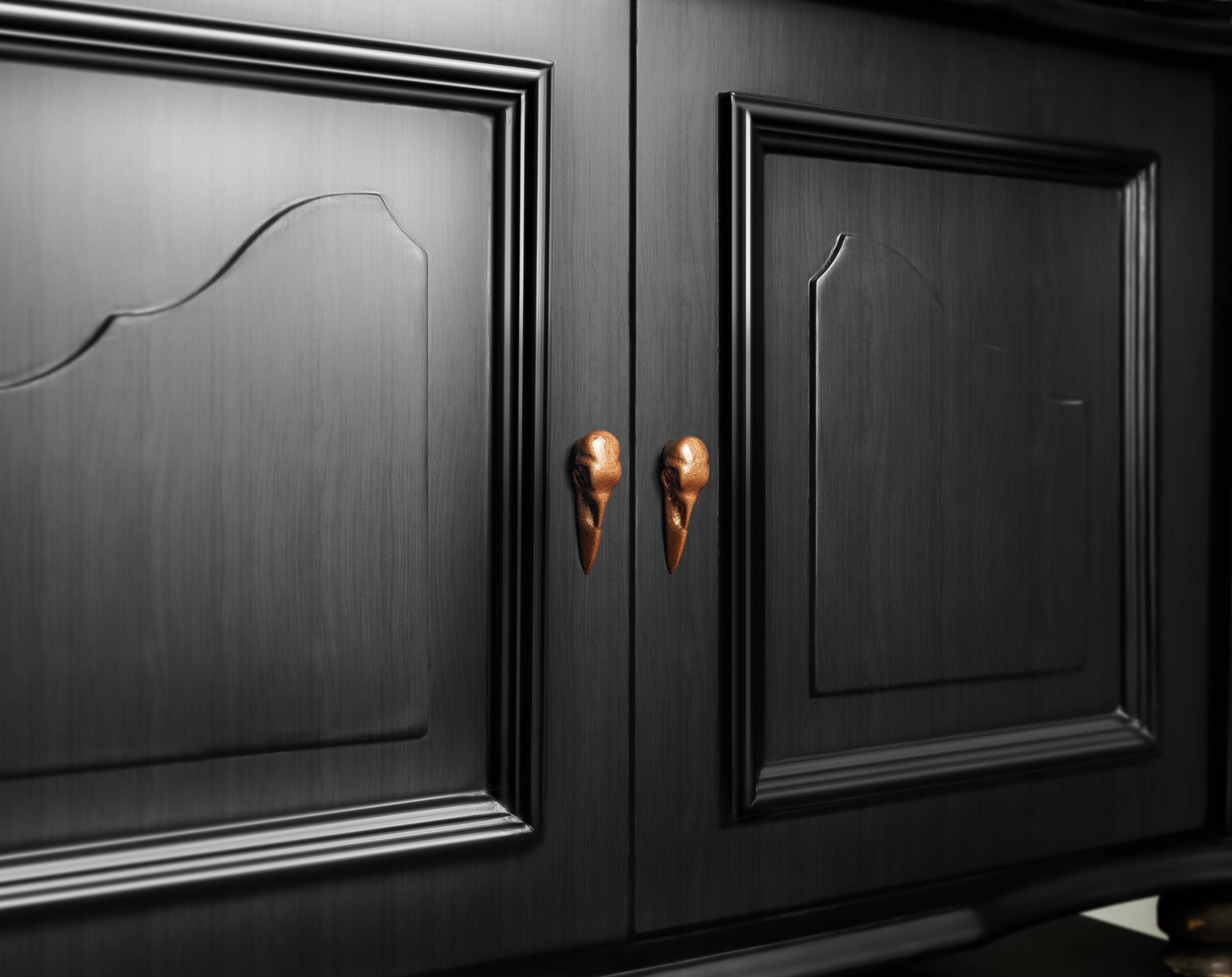 G7T6 – Engroshandel Knap/træk – Raven Skull skabs- og skuffegreb, moderne design0