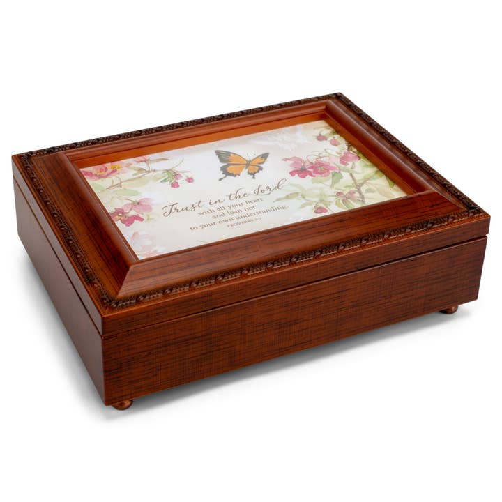 Carillon Farfalla Confida nel Signore per la vendita all'ingrosso da parte di Cottage Garden