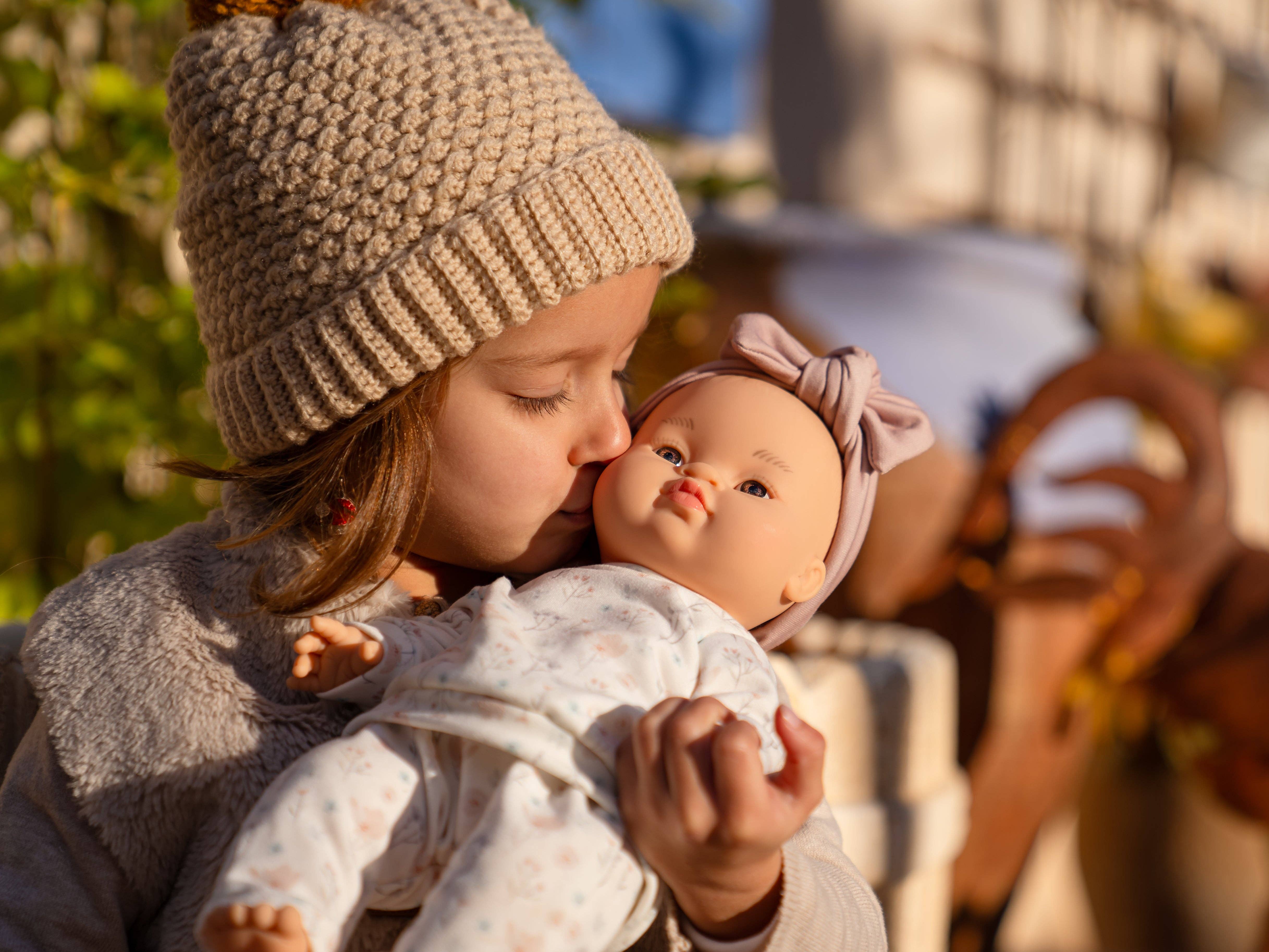 Shine on me Distribution - Wholesale Doll - Kids - Baby Gordis - Alessandra with floral outfit - Paola Reina3