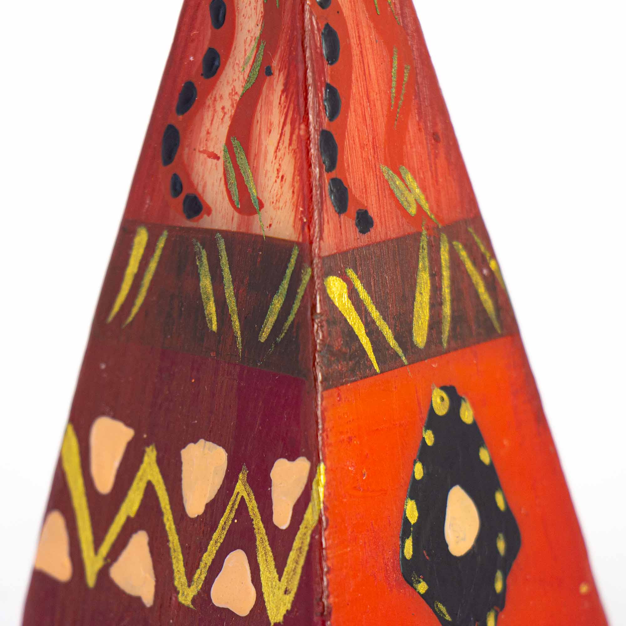 Global Crafts – Velas de decoração por atacado – Pyramid Candles, Box Set of 2 (Design Bongazi)4