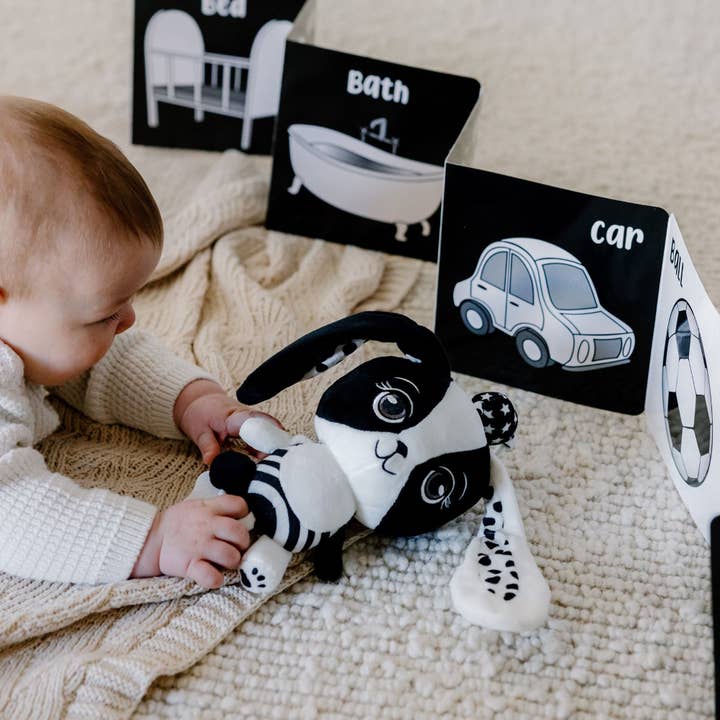 Young Wonderer - Wholesale Hanging rattle – Baby - Billie The Bunny Hanging Toy5