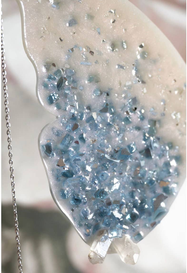 Grey Stone boutique – wholesale Suncatcher – Handmade Butterfly Crystal Suncatcher: Quartz Rainbow Maker8