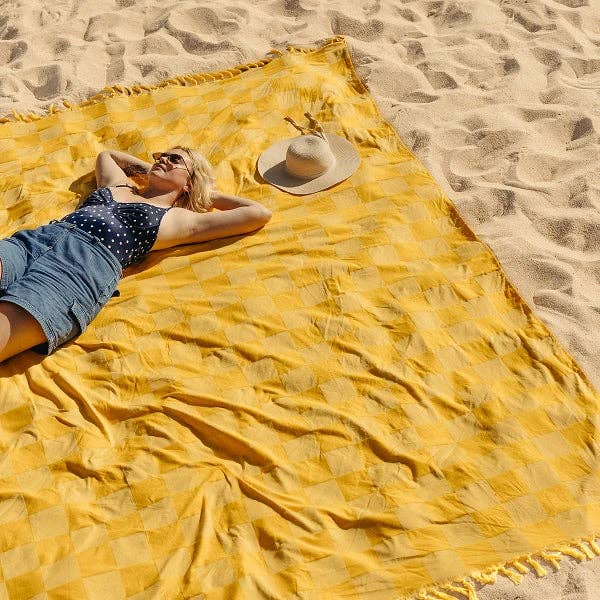 Big Blanket Co - Wholesale Beach Towel - Big Beachy™ Blanket11