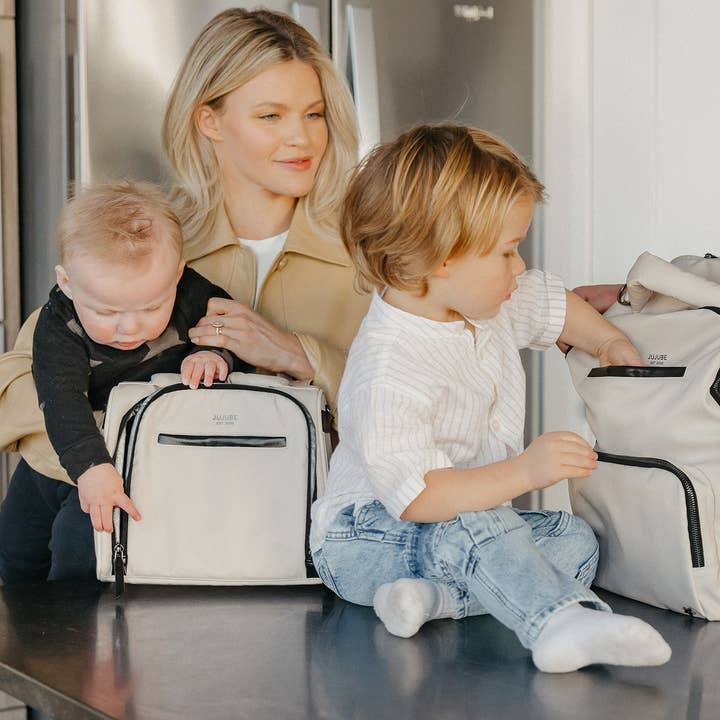 JuJuBe - Wholesale Lunch Bag/Box - Kids - Insulated Bottle Bag Cloud5