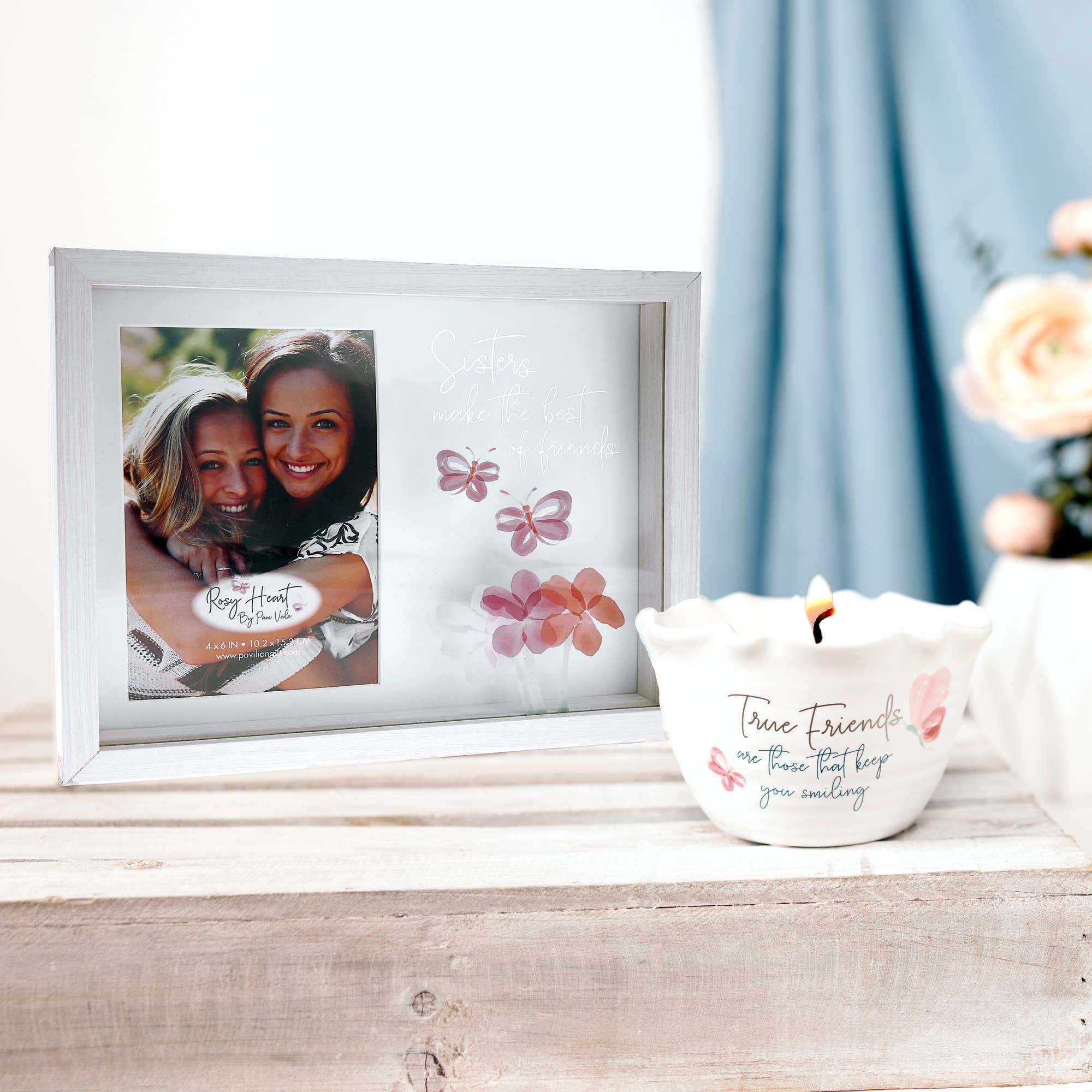 Pavilion - Vendita all'ingrosso Cornice portafoto - Sisters - Cornice Shadow Box 9,5" x 7,5"
(Può contenere foto 10,2 x 15,2 cm)2