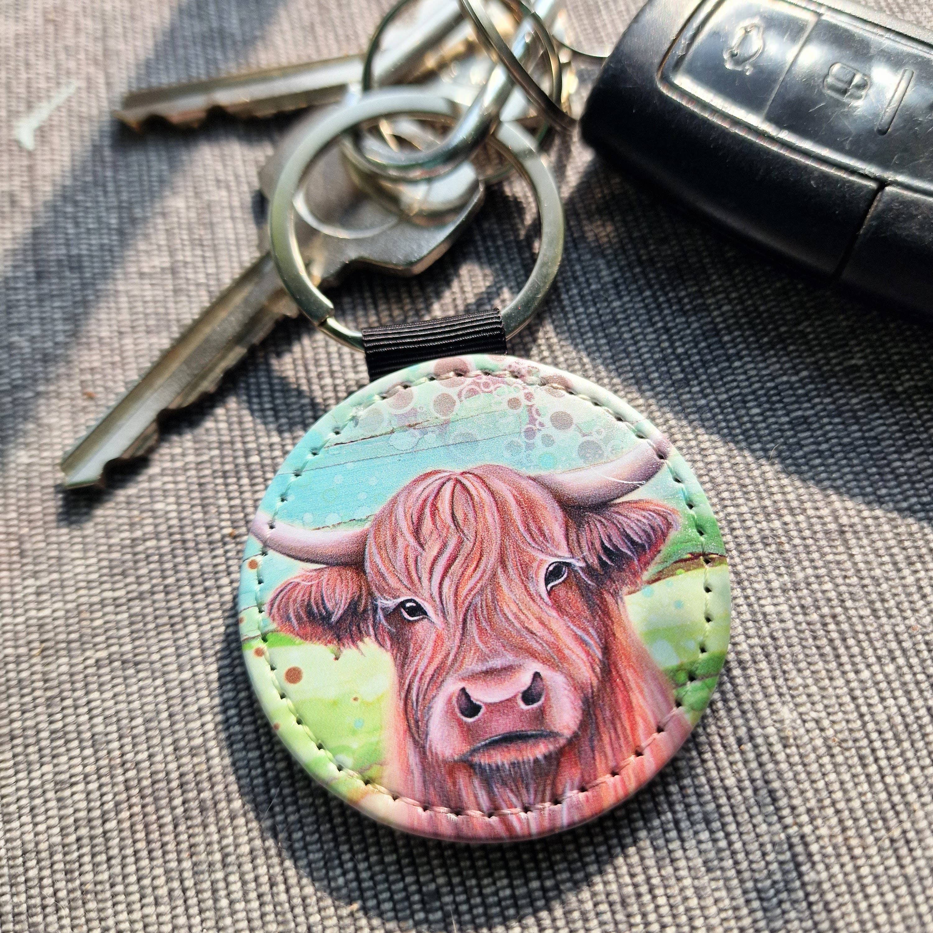 By Jo Crafts – wholesale Keychain – Unisex – 04-KR - Highland Cow Faux Leather Keyring0