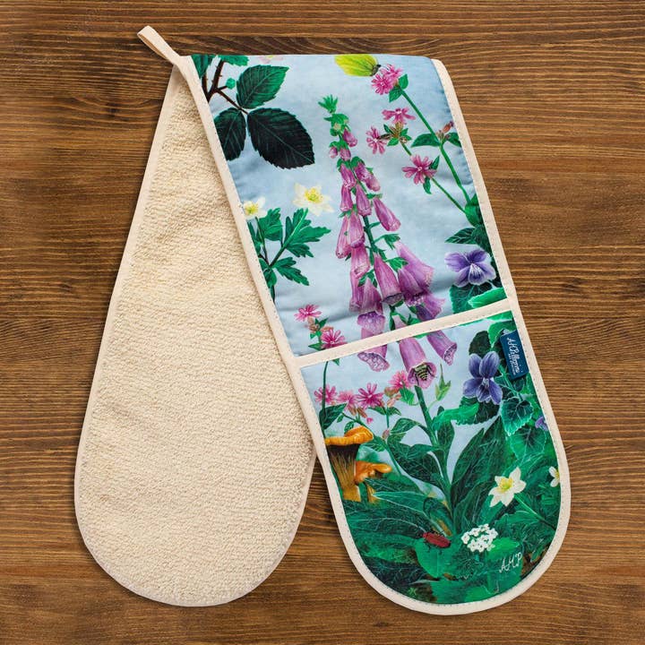 Double oven gloves with woodland print / Foxglove oven glove for wholesale by AMPellegrini Art & Design