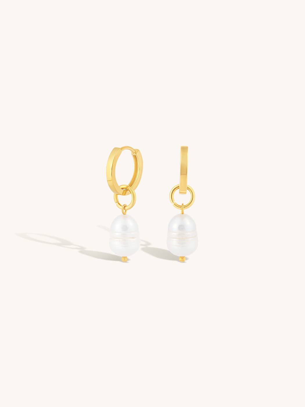 Formation Co. Jewellery - Vendita all'ingrosso Orecchini pendenti - CERCHI GAIA PEARL