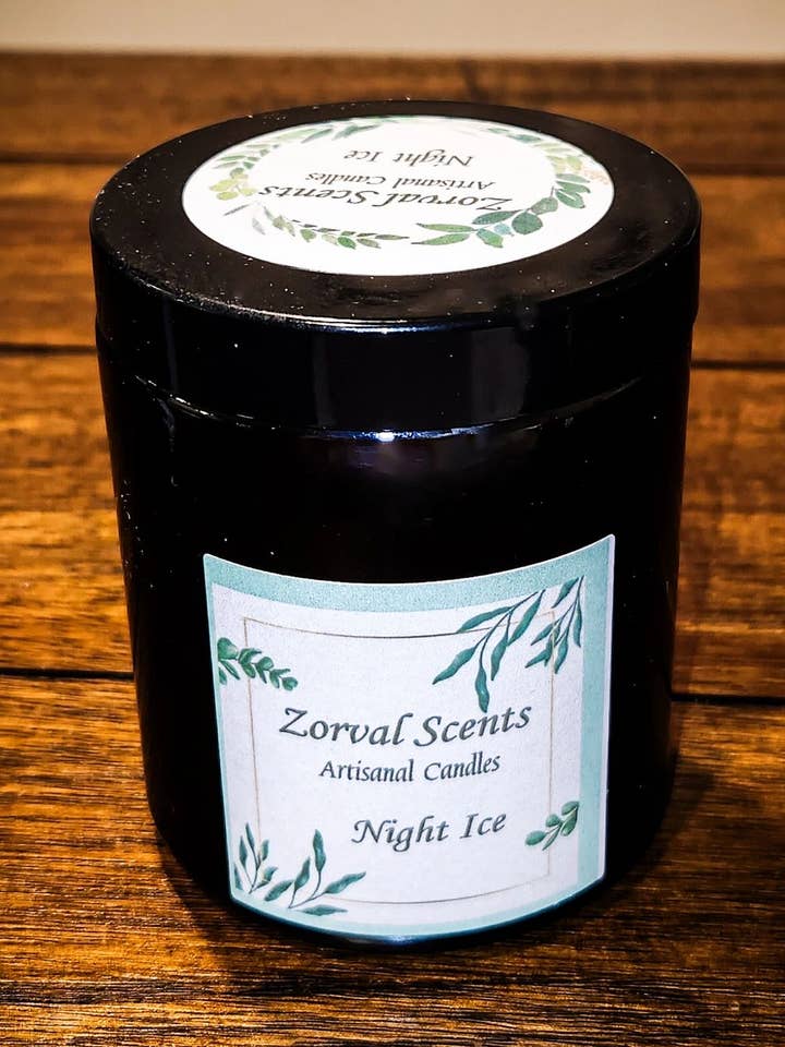 Natis, kokosnødsojavokslys, ravkrukke, 8 oz for engroshandel hos Zorval Scents