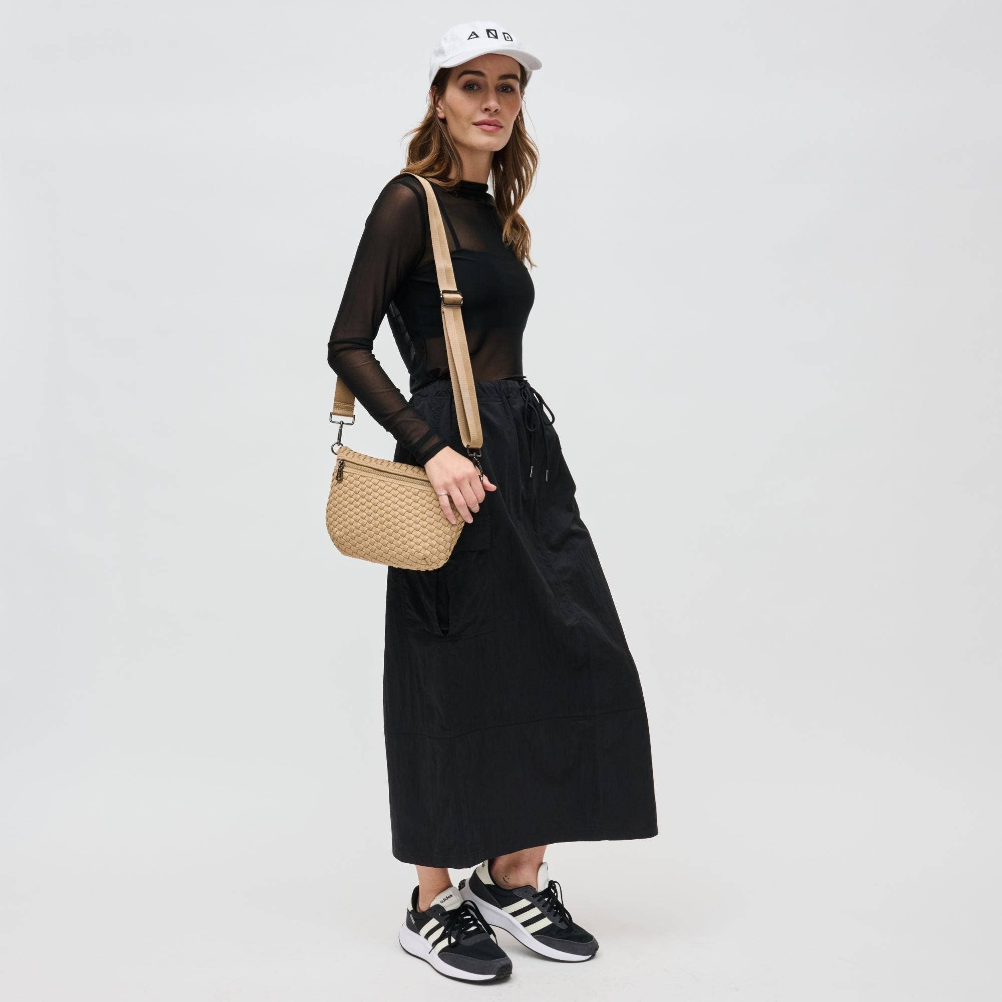 Sol and Selene - Vendita all'ingrosso Borsa a tracolla - Donna - Ethereal - Borsa a tracolla intrecciata in neoprene42