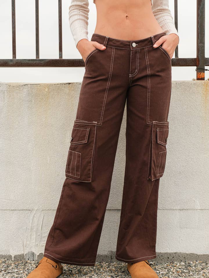 Low Rise Contrast Stitch Pocket Cargo Pants for wholesale by A July