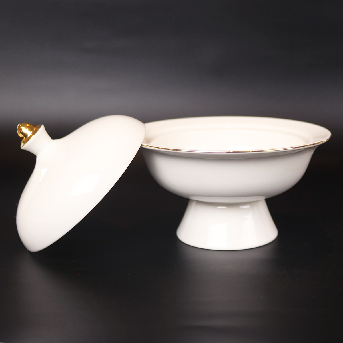 Little White Dish - Wholesale Bowl - White Versaille Soup Bowl With Lid  - Set of 41