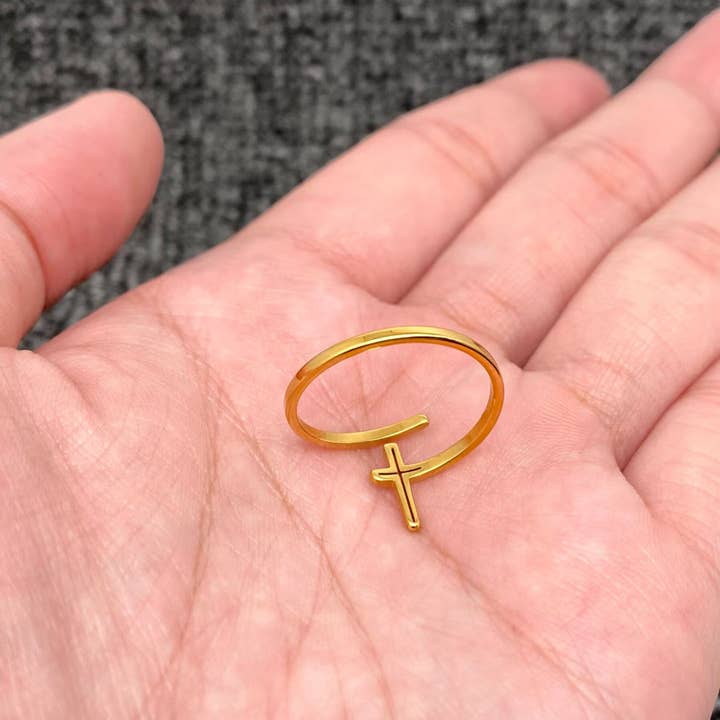 Mio Queena - Wholesale Cocktail/Statement Ring - 18K Gold-plated Stainless Steel Cross Adjustable Ring - FGS2