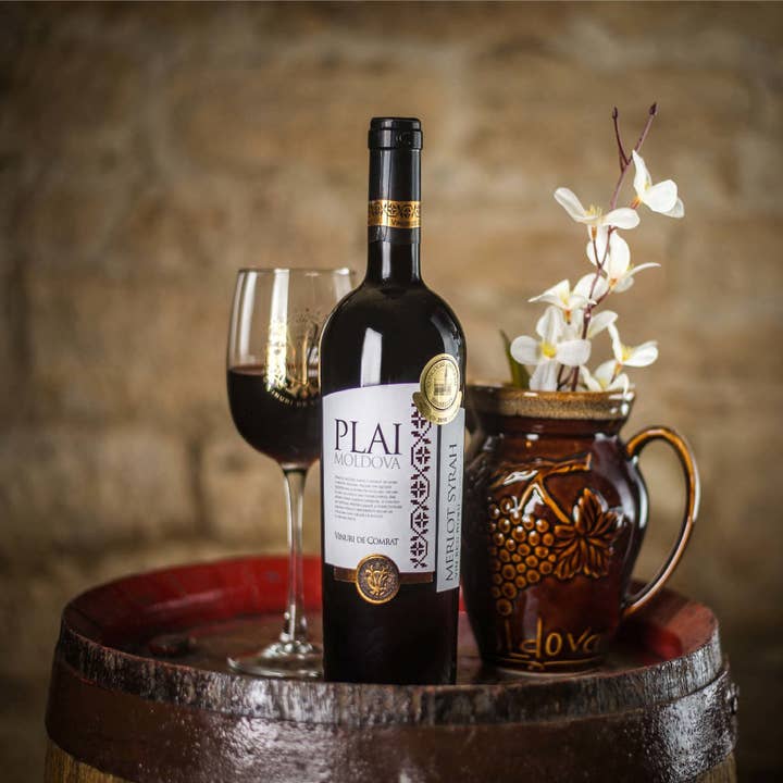 DEKA-Trade - Wholesale Red Wine - PLAI Merlot Syrah Dry Red Wine 0.75l Reserva 20172