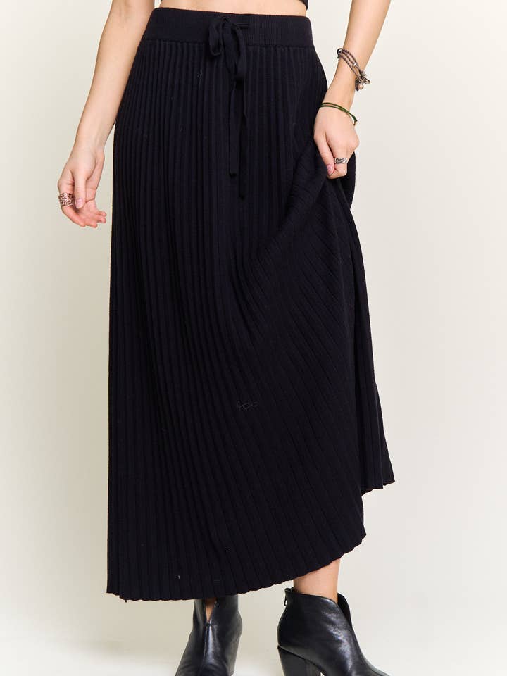 ADORA LA - Wholesale Skirt - Women's - CES4155 -RIBBED KNIT PLEATED MIDI SKIRT19