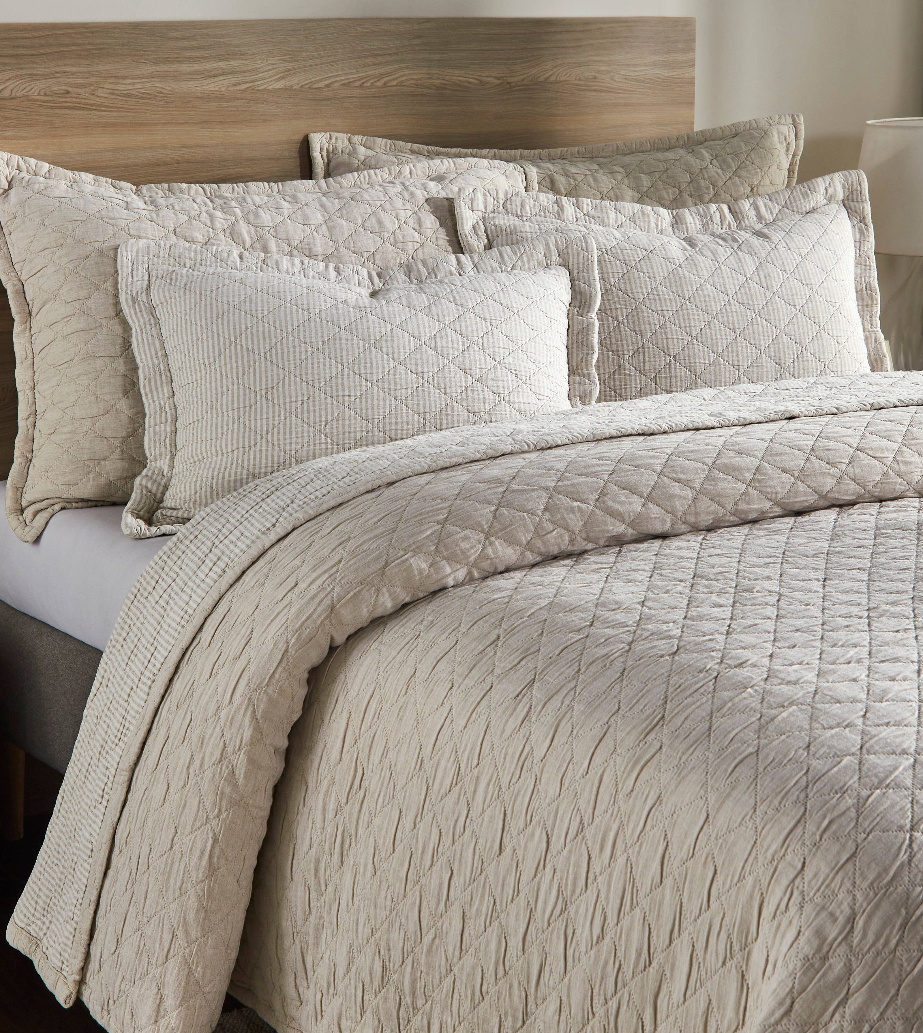 India's Heritage - Wholesale Quilt - Colmar Quilt and Shams, Natural1