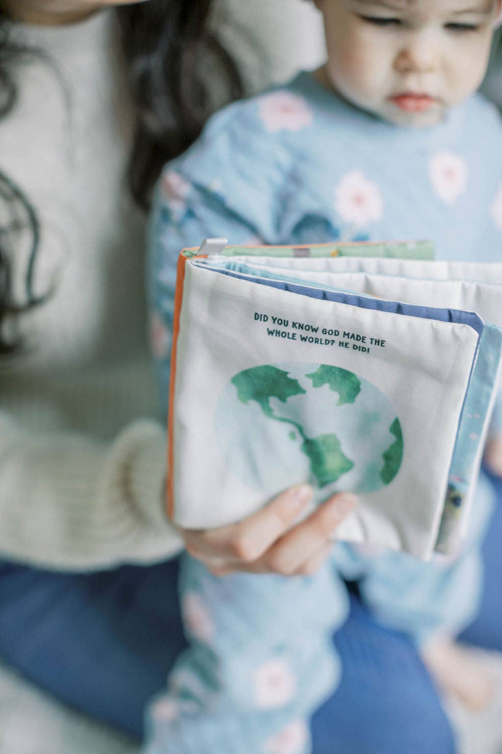 Tiny Theologians - Vente Livre pour bébés et tout-petits (jusqu'à 2 ans) - Livre en tissu pour bébé À Son Image1