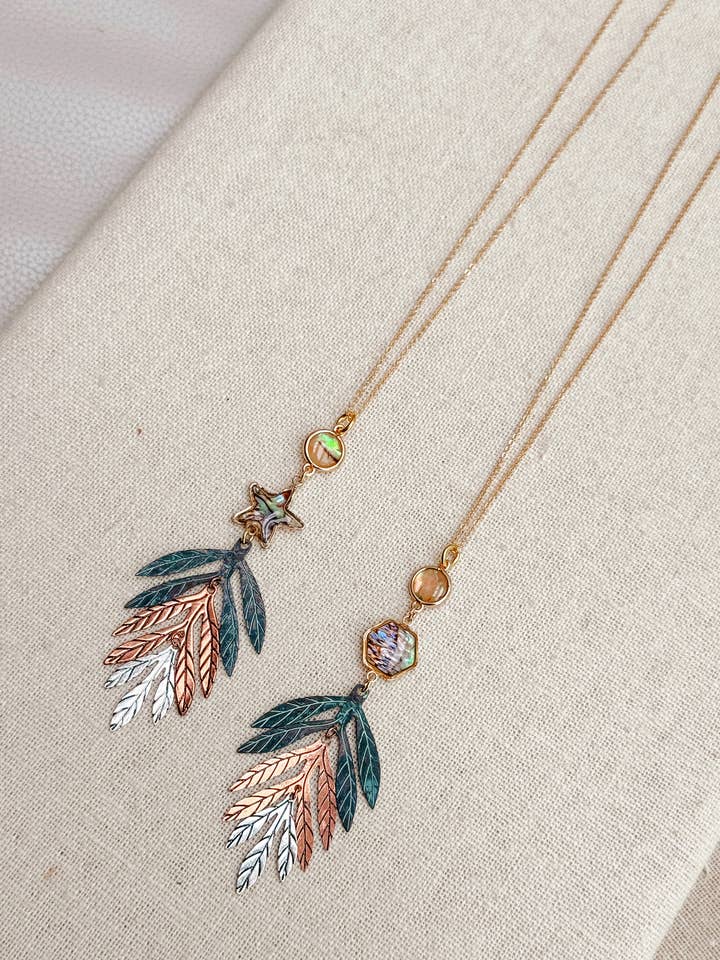 Collar de Hoja de Abulón – Estrella o Hexágono para venta al por mayor de Gracie Rose Designs