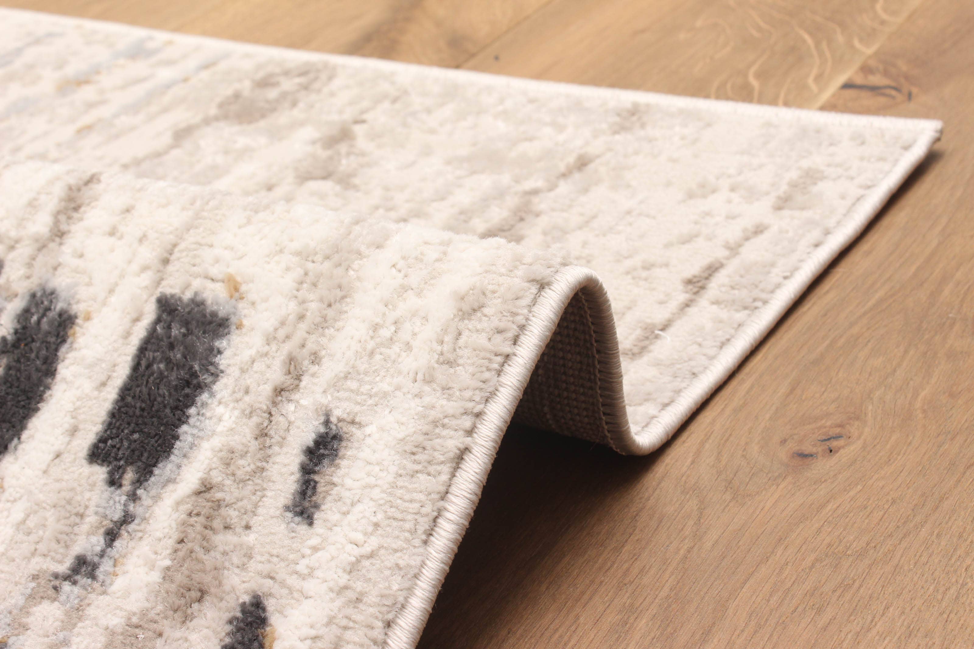 Taupe Juniper taupe vloerkleed voor groothandel op Faire8