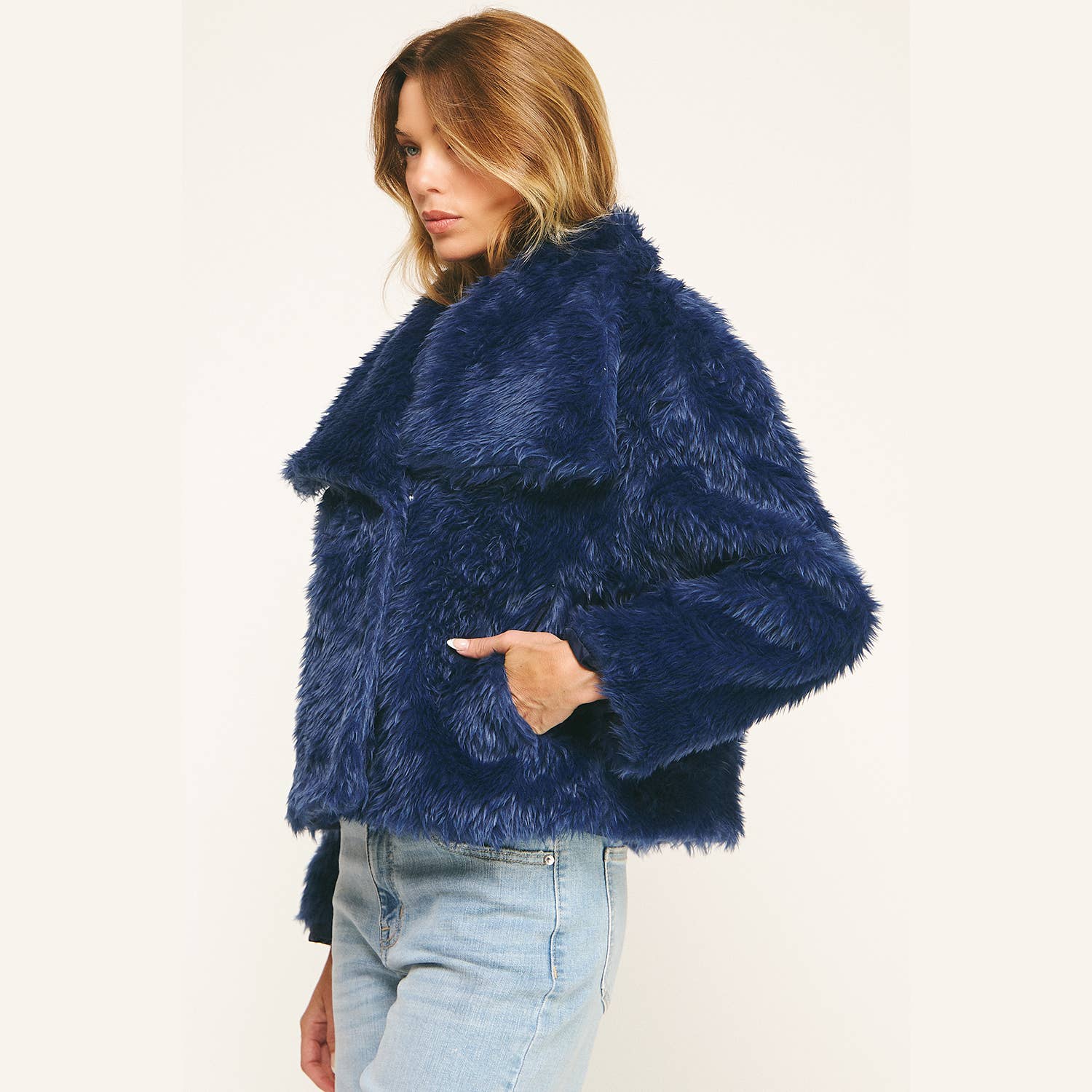 LUXE NAVY FAUX FUR CROPPED JACKET for wholesale on Faire5