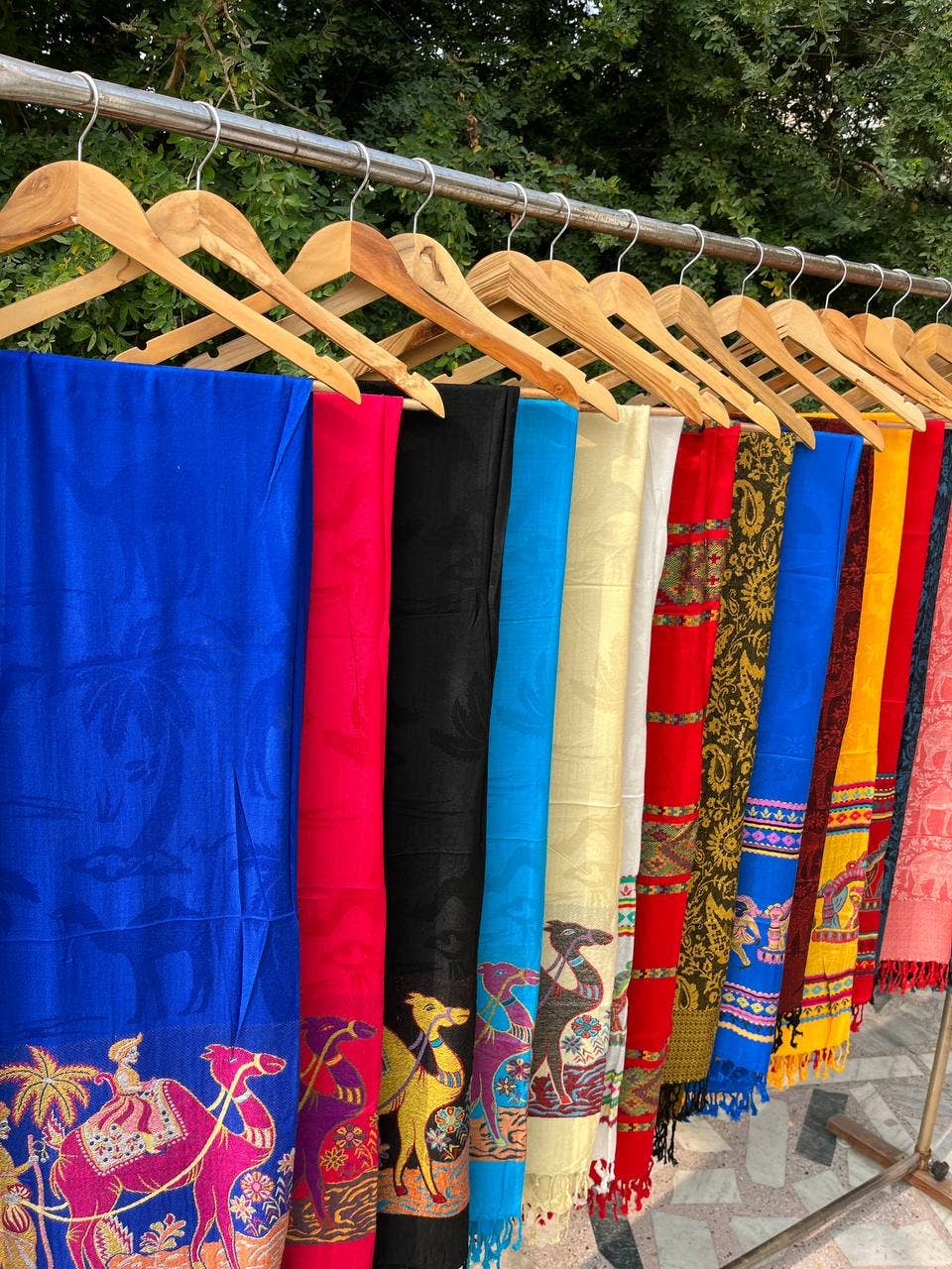 GYPSY STUDIO - Wholesale Wrap - Women's - 5 pcs Wool Shawls Handcrafted Woman's Wool Shawls 3