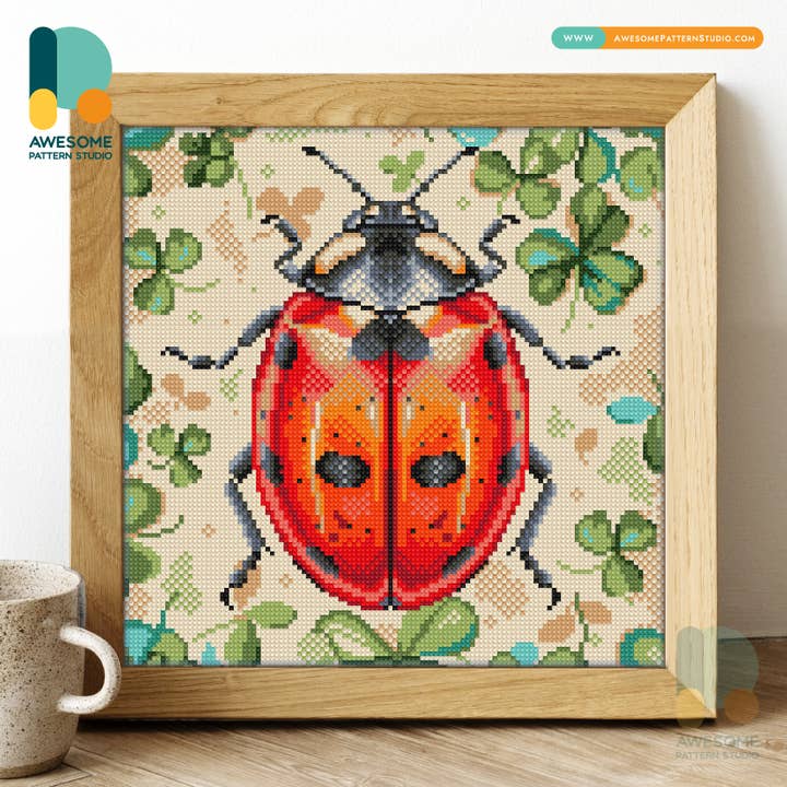 DS2611-120x120 Ladybug, kit voor het schilderen van diamanten voor wholesale door Awesome Pattern Studio