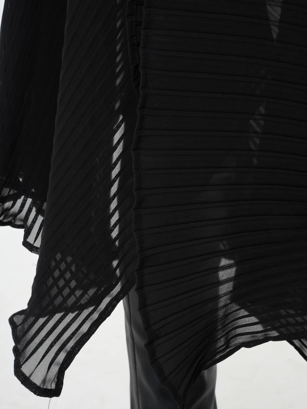 Metamorphoza - Wholesale Tuniek - Dames - Tuniek met col en lange mouwen met duimgaten6