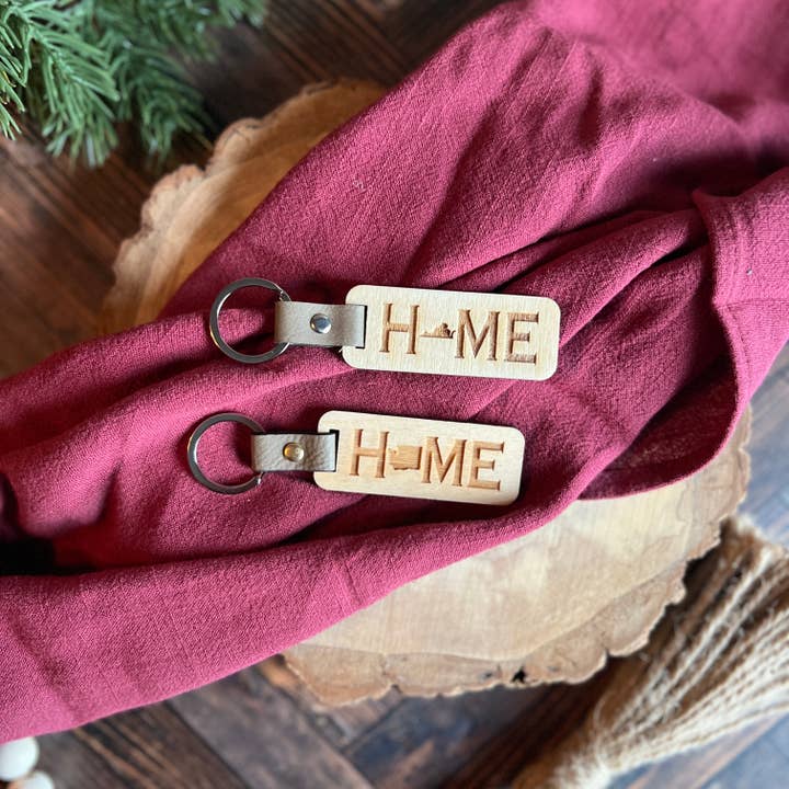 Chamness' Crafty Corner - Wholesale Keychain - Unisex - Keychain with Leather StrapĀ 6