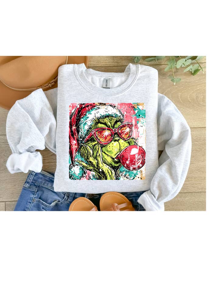 4 little hearts - Wholesale Graphic Sweatshirt - Women's - Grinch bubblegum graphic sweatshirt 1
