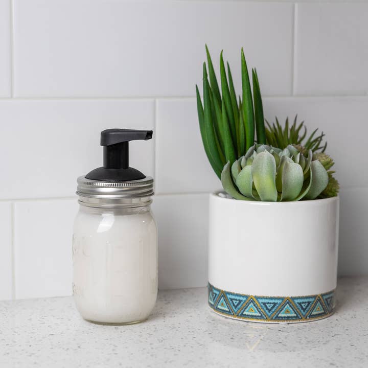 Fox Run Brands - Wholesale Soap Dispenser - Jarware Black Foaming Soap Dispenser Lid, Regular Mouth