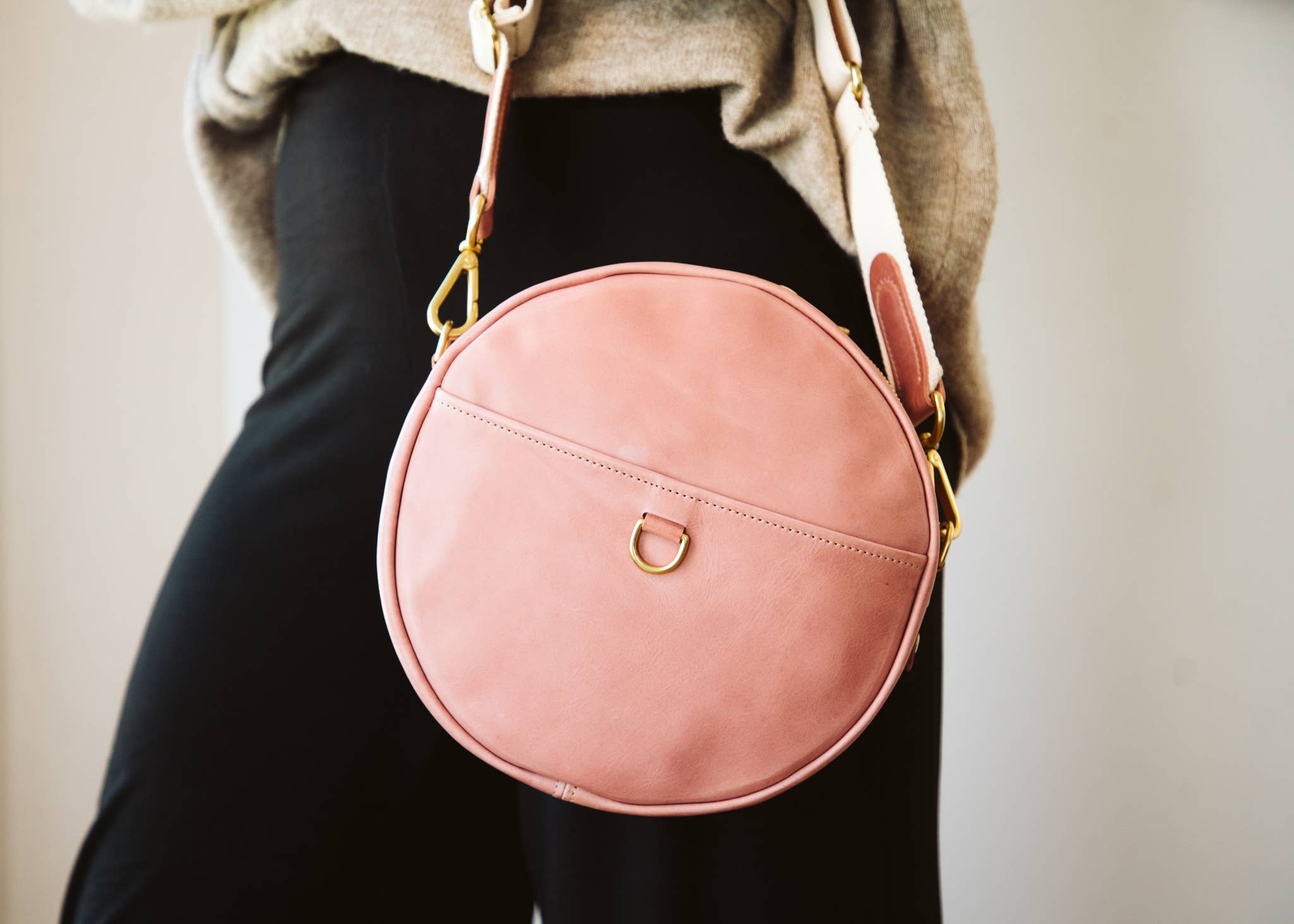 Blackburn Goods – Großhandel Schultertasche – Damen – Die Kantinentasche7