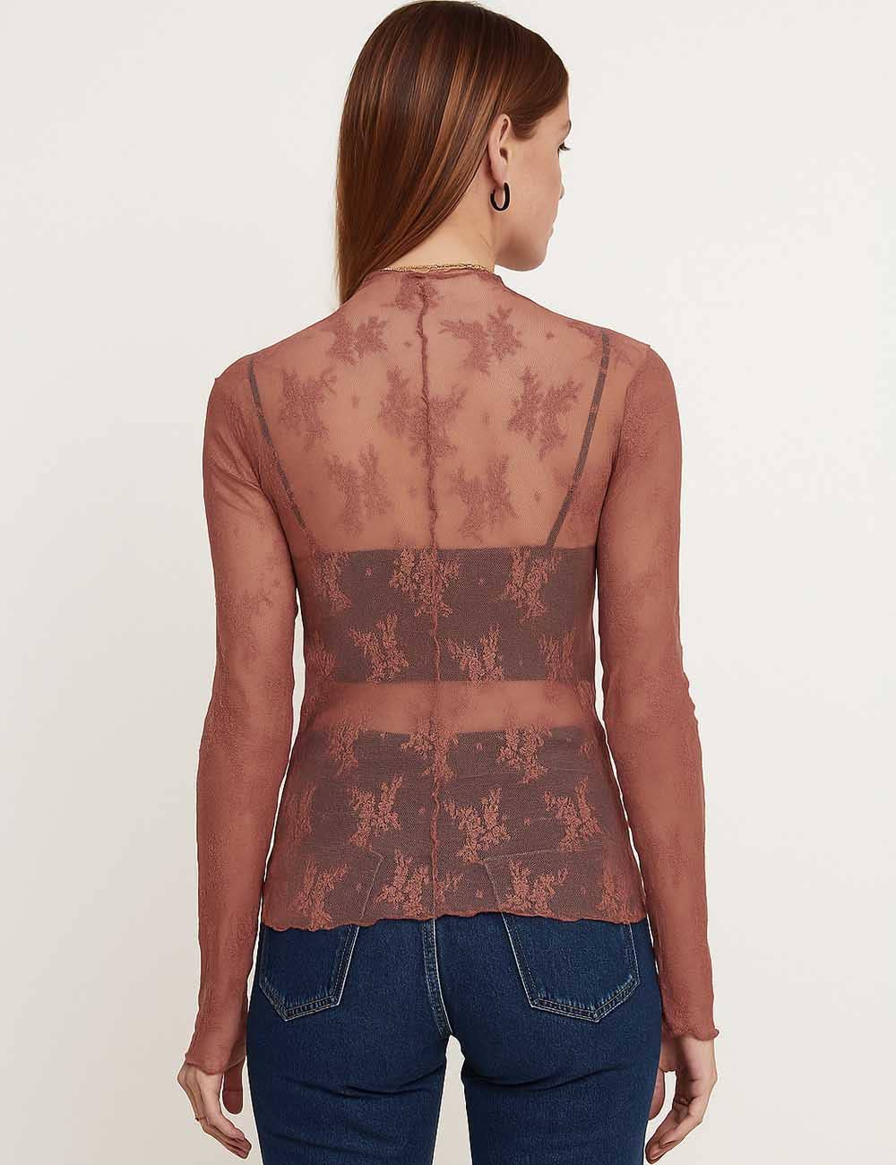 Sweetkama – Engroshandel Bluse - Dame – Sweetkama let transparent top med blomsterblonde og mesh, model SKT1512