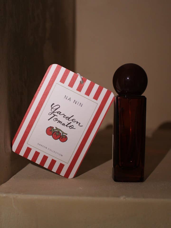 Garden Tomato Fragrance Card for wholesale by Na Nin