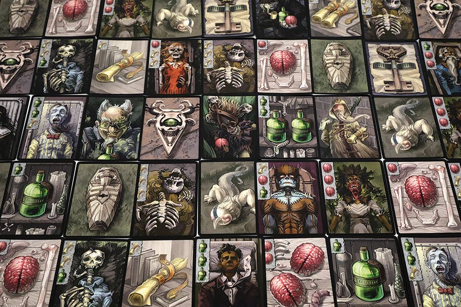 Outset Games and Cobble Hill Puzzles - Vente Jeux de cartes - Cadavre : Un jeu léger de résurrection des morts3