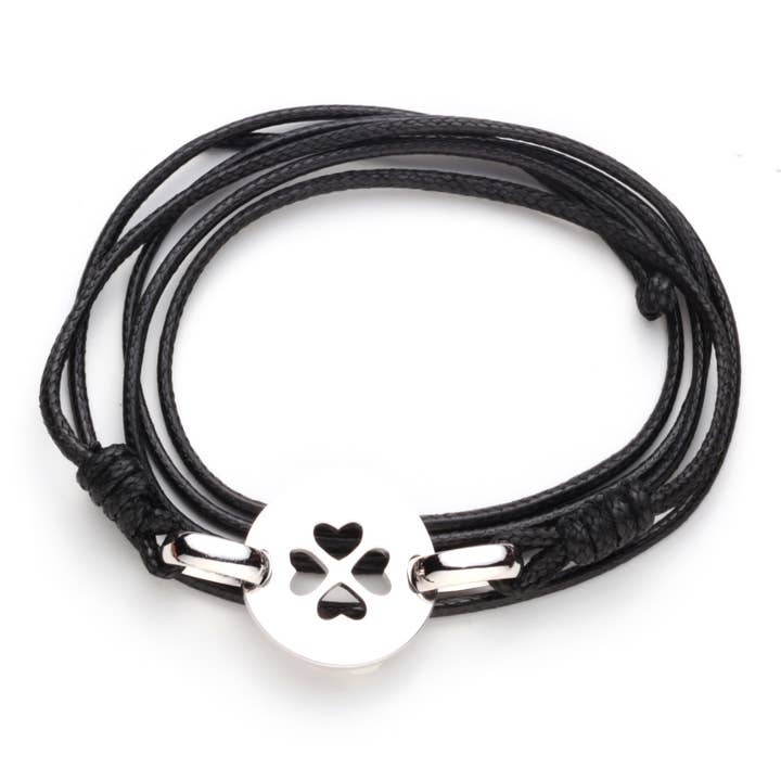 Bracelet with Clover Medal for wholesale by Woo's pure feelings