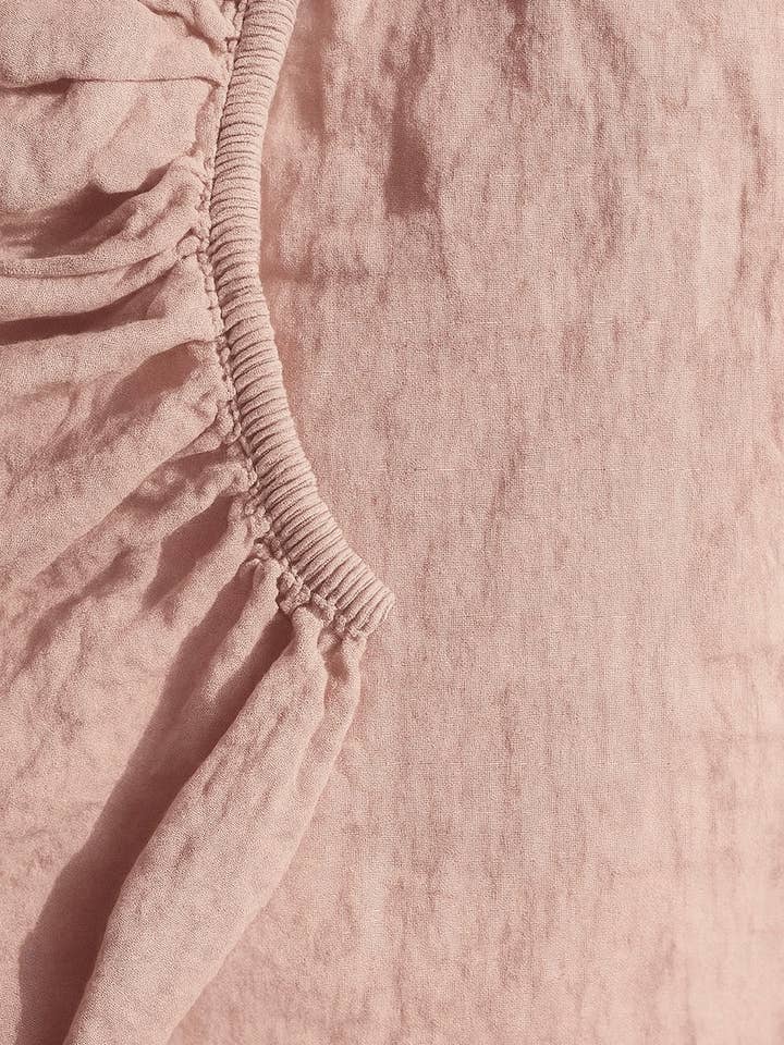 Gewassen linnen hoeslaken poederroze voor wholesale door la draperie francaise