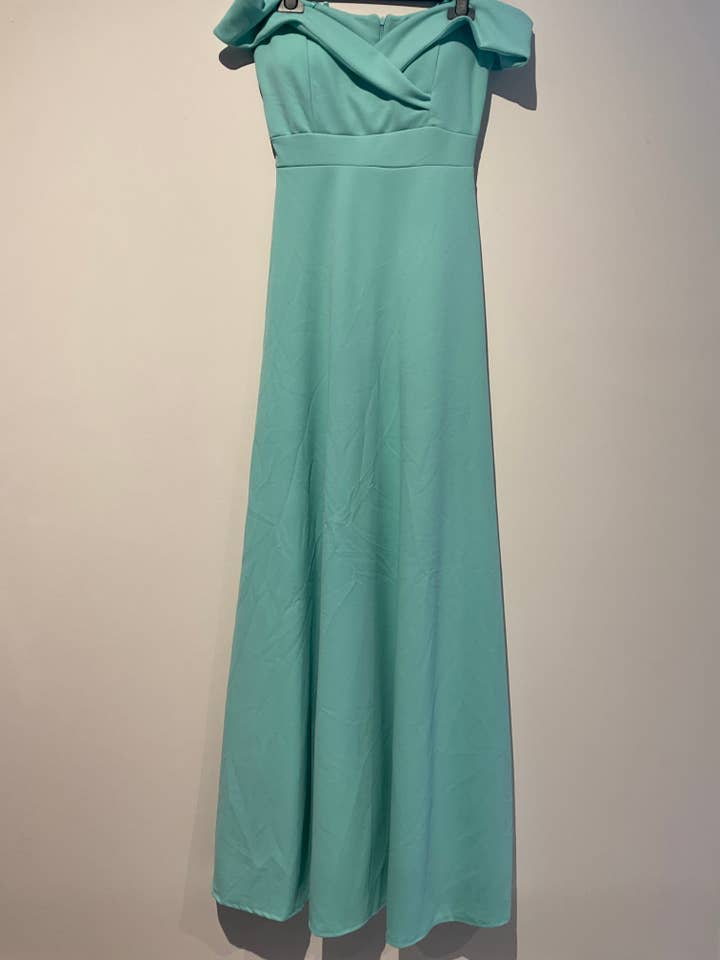 Alice'Desir - Wholesale Gown - Women's - 8892 A-line dress with boat neckline6