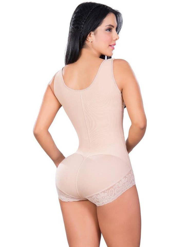 VividLux - Wholesale Shapewear – Women's - High Back Thick Straps Body Shaper compression Panty- High Compression Line Ref21024