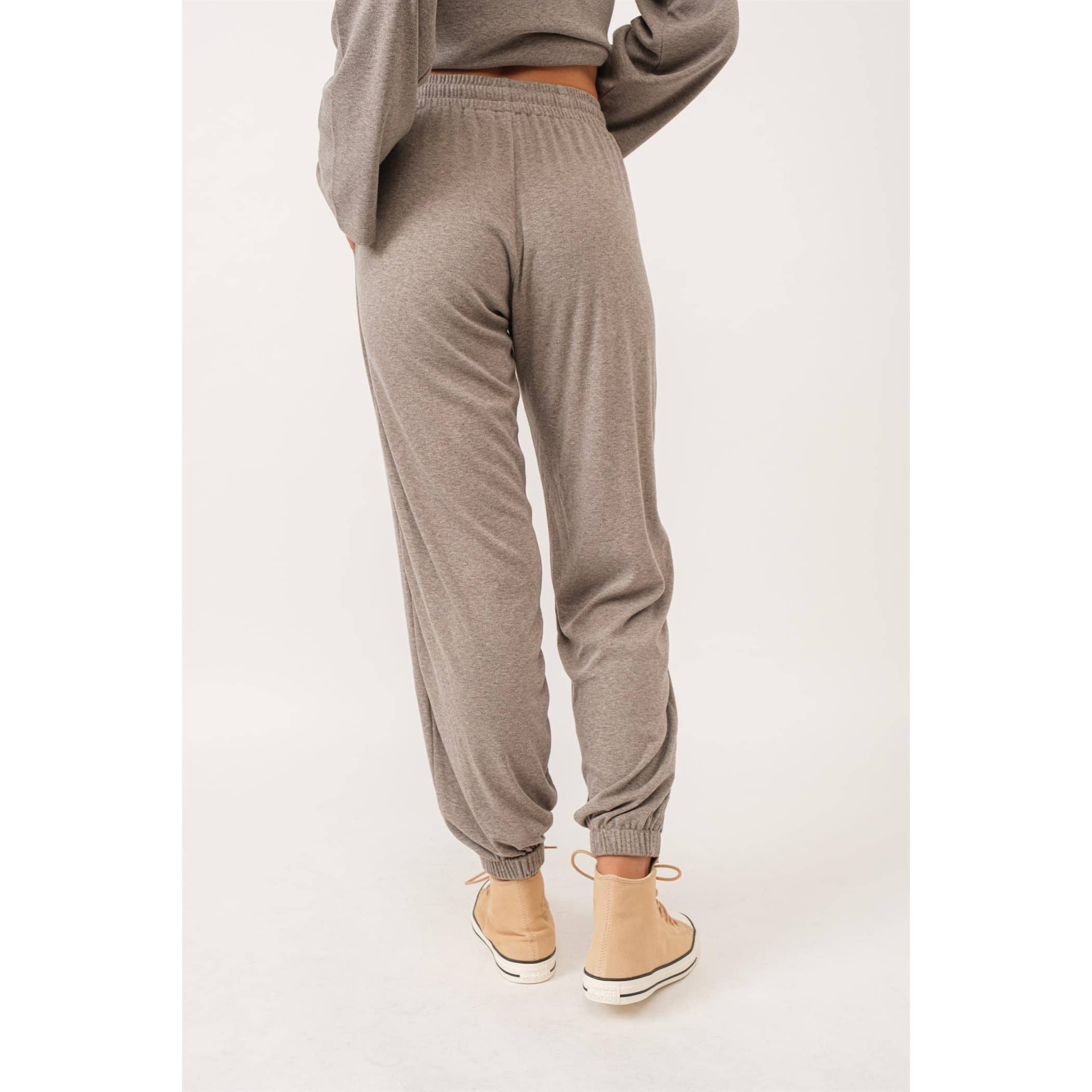 The GREii - Wholesale Lounge Set - Women's - Cozy Knit Loungewear Set9