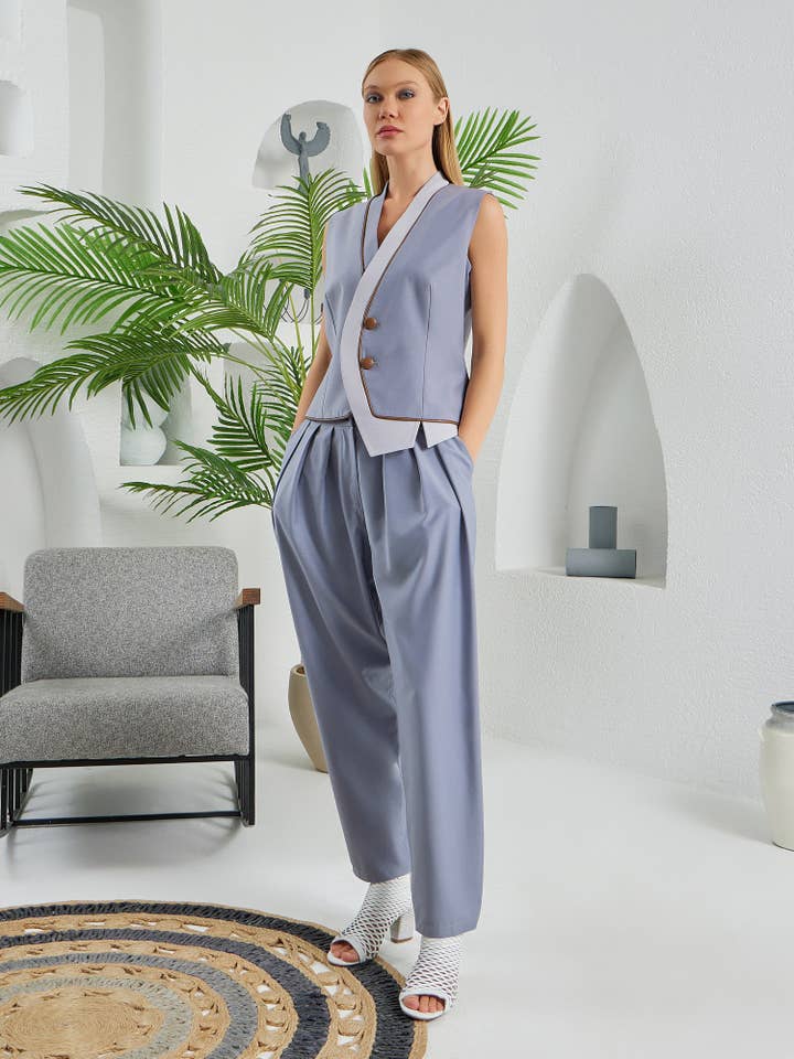 Colete com Gola Lateral Supplant - Cinza Escuro e Claro por atacado de LUMINA ELIGMA