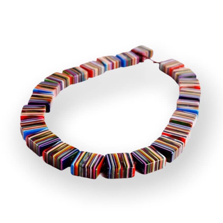 N13 MIXL per la vendita all'ingrosso da parte di Atelier 1701