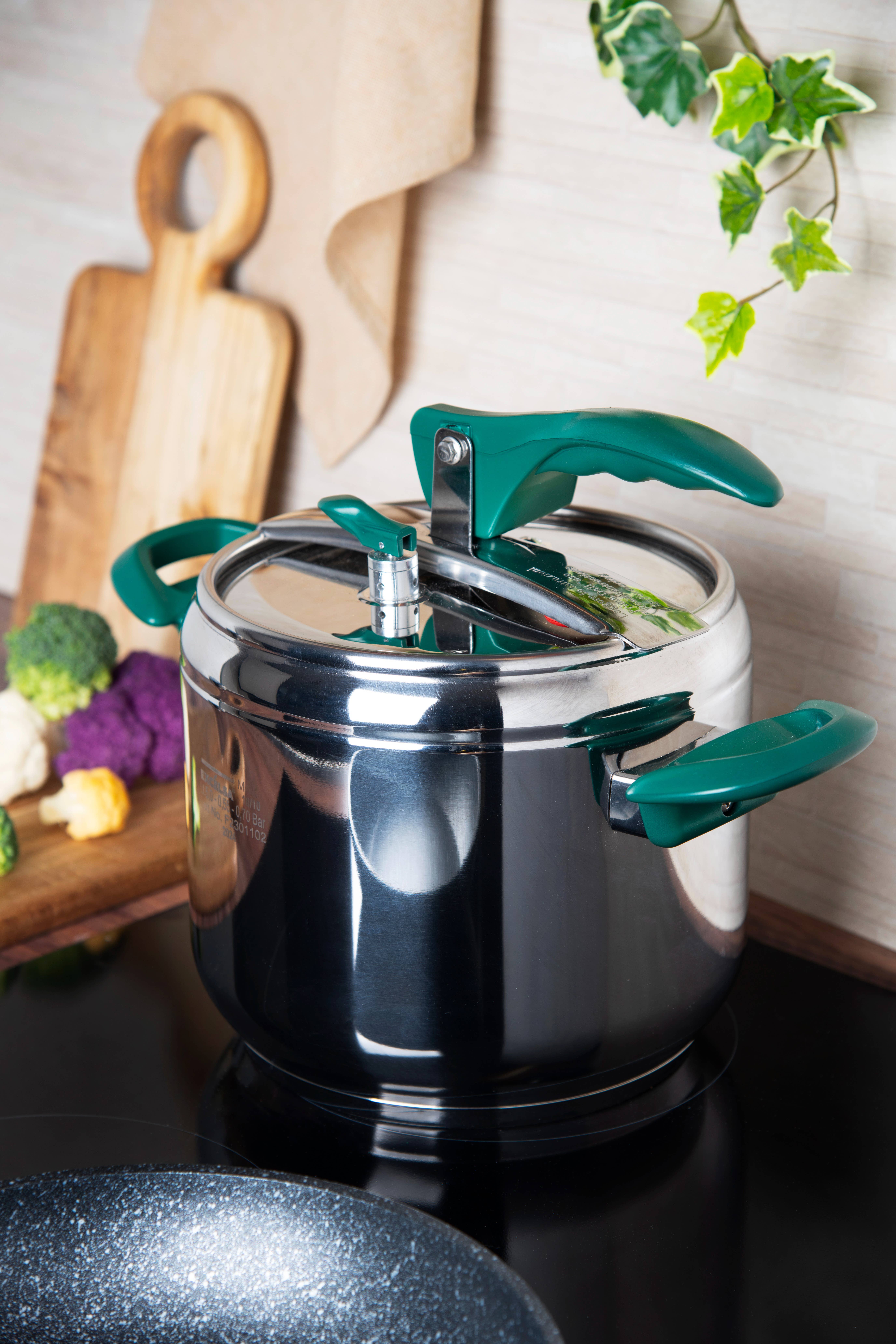 Cream Brown Real Wood Cutting Board 20X15 Acacia for wholesale on Faire8