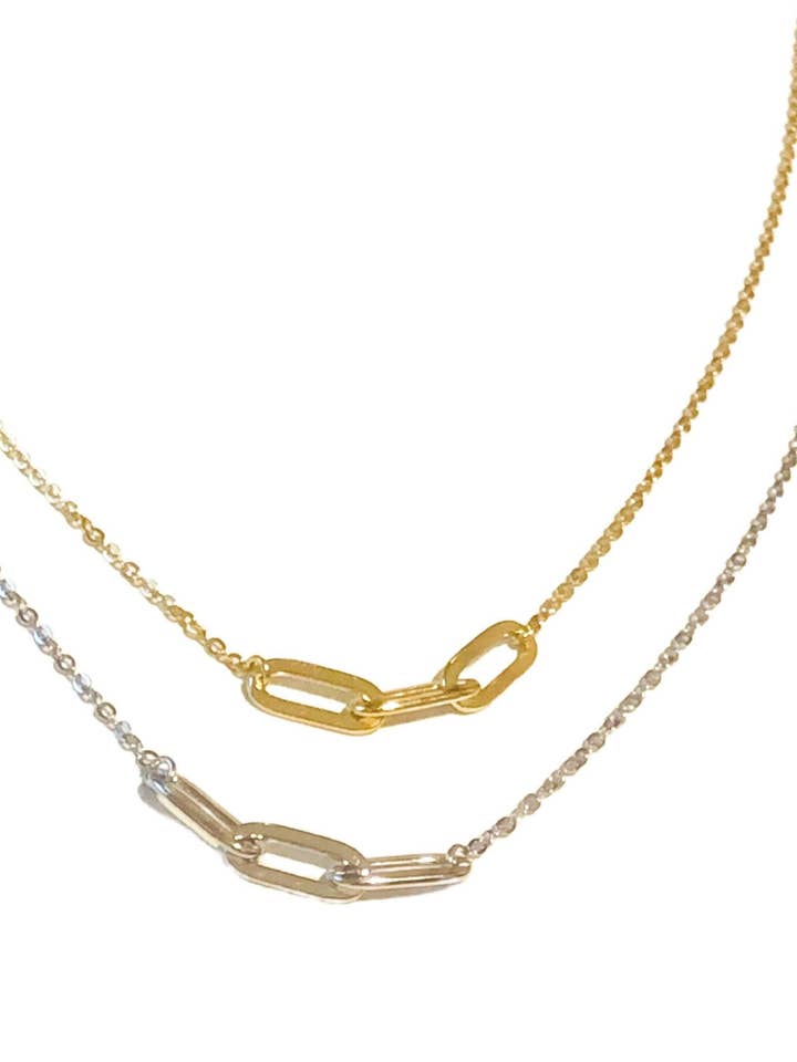 Collar con clip de papel disponible en oro o plata de ley para venta al por mayor de Links & Locks