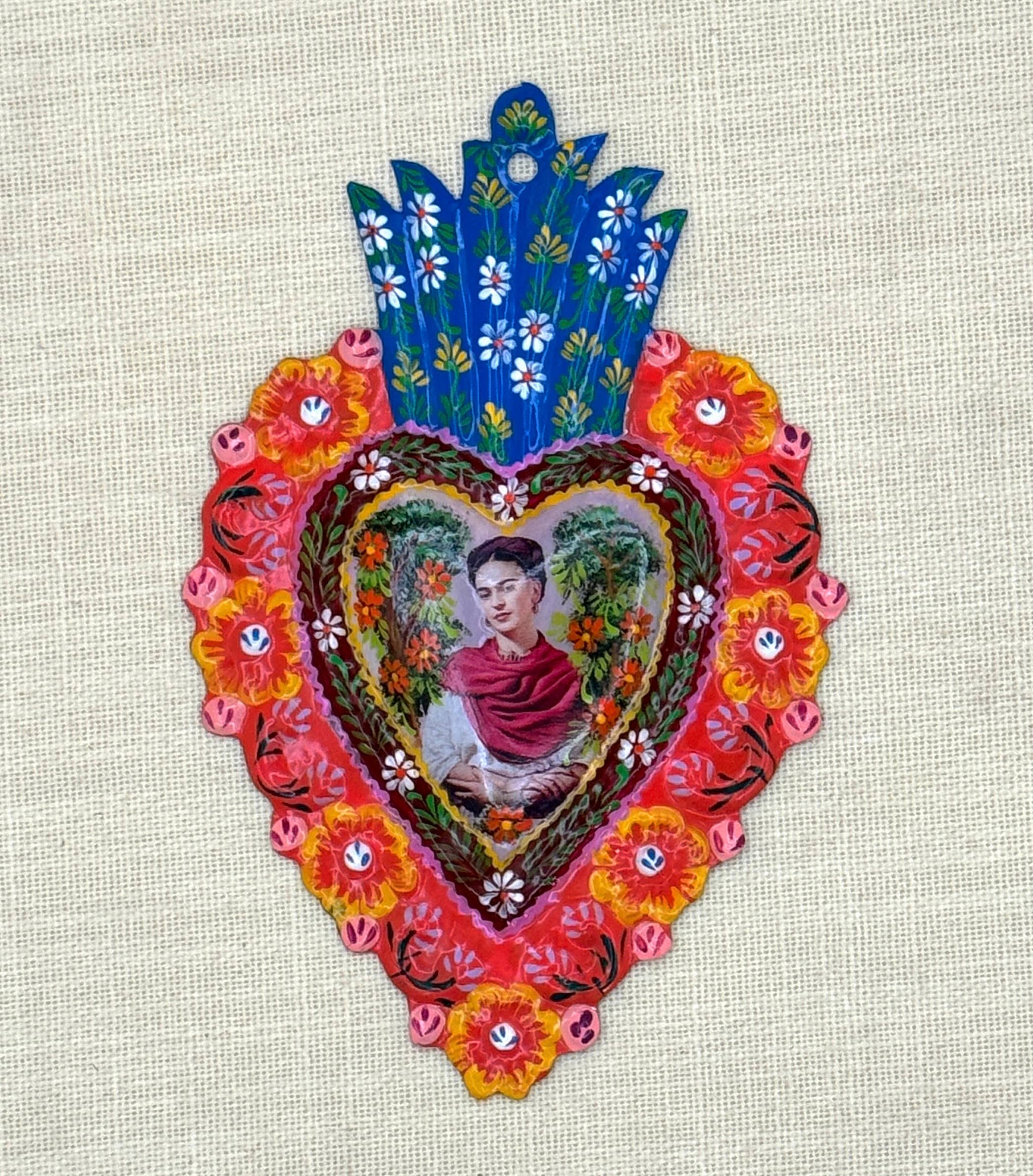 Tesoros Trading Company - Wholesale Ornament - Sm. Frida schilderde Milagro Heart, Peru