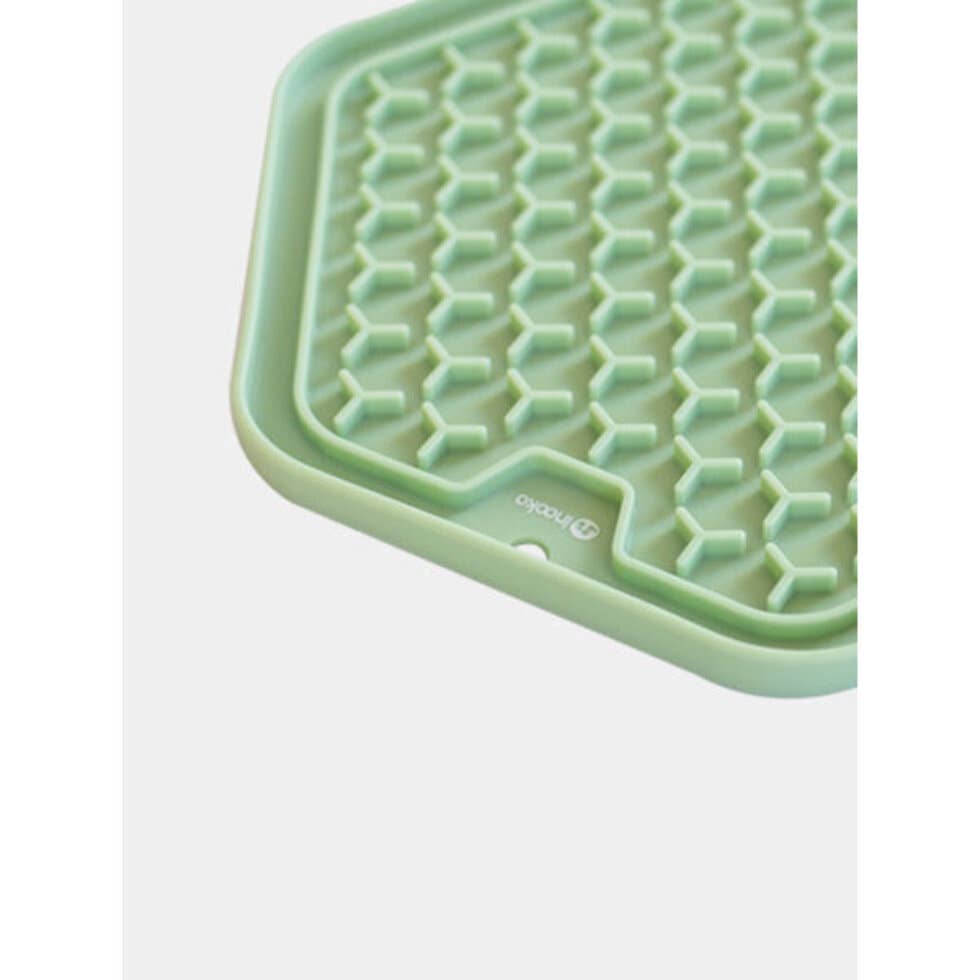 INOOKO - Wholesale Pet food mat – Dog - Licking Mat - YoomY Mat - Dusty Green1