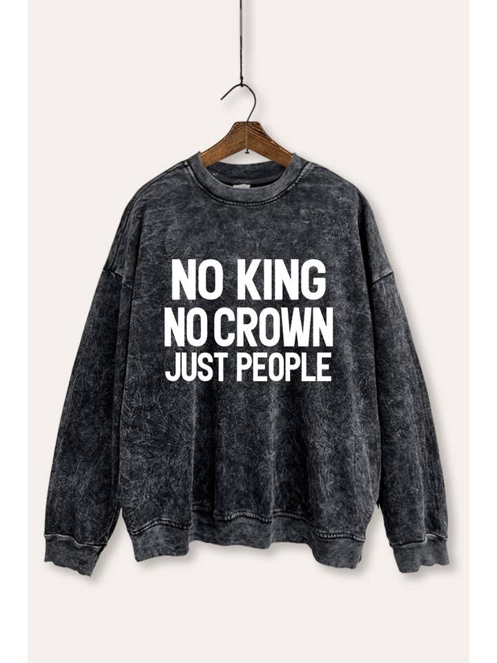 VINTAGE POINT USA - Wholesale Graphic Sweatshirt - Women's - NO KING NO CROWN MINERAL WASH GRAPHIC SWEATSHIRT6